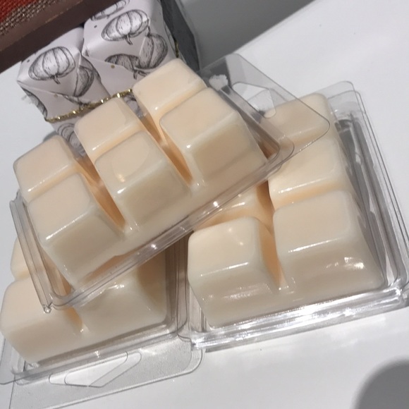 Hand Crafted Wax Melts Electric Soy Melts FINAL SALE - Picture 4 of 4